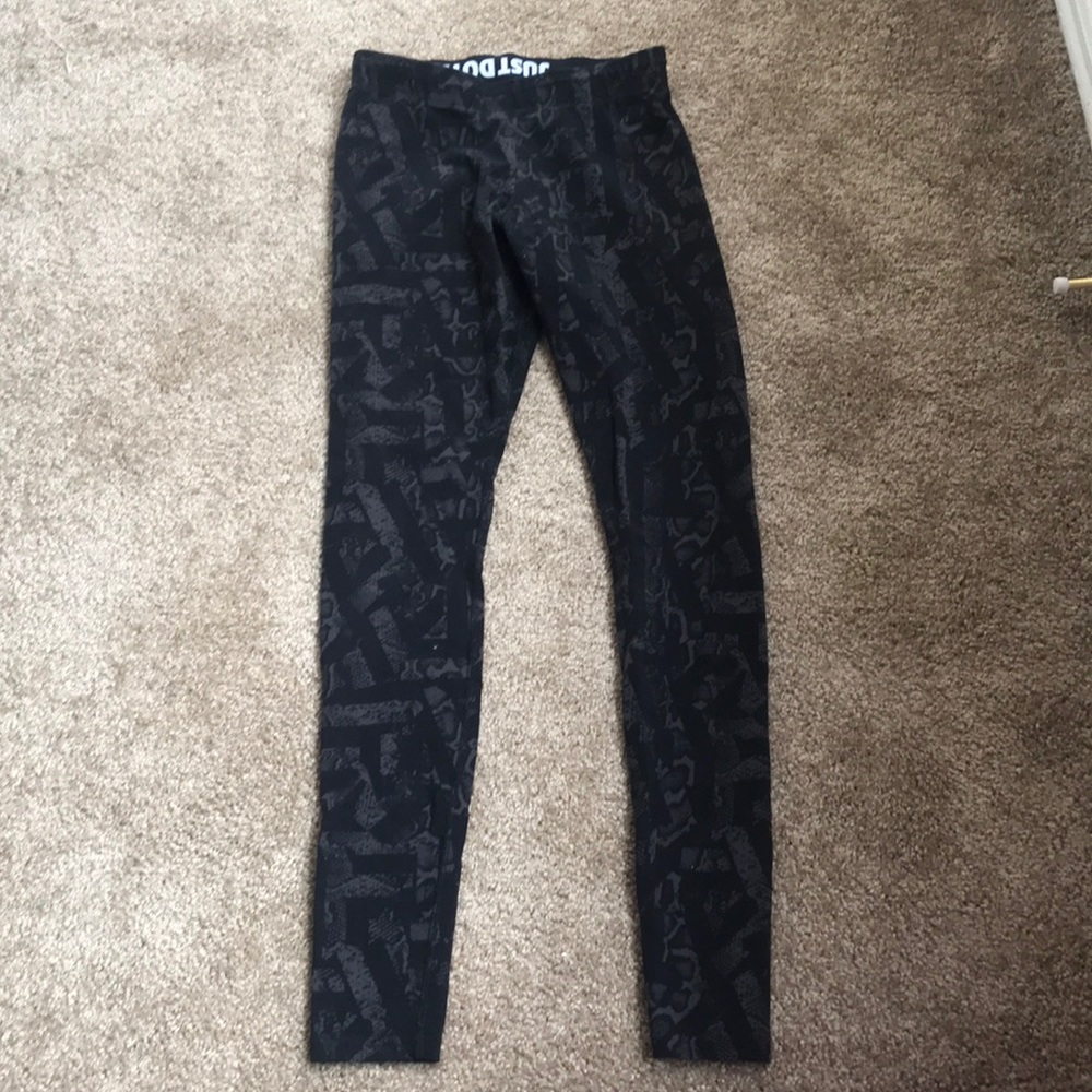 Nike leggings